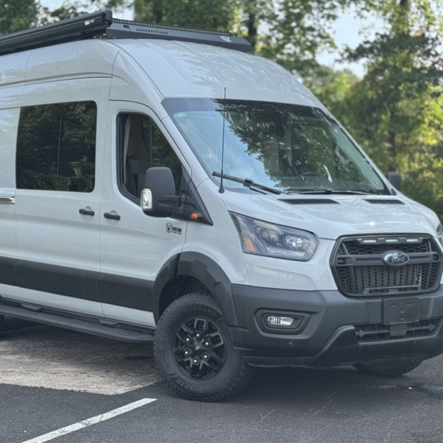 Adventure van campervan screenshot
